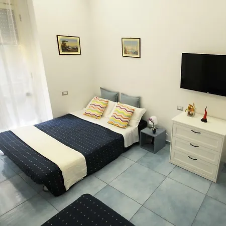 Casa Sassolini * Nápoles